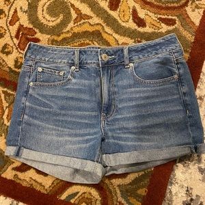 Tomgirl Midi American Eagle Shorts